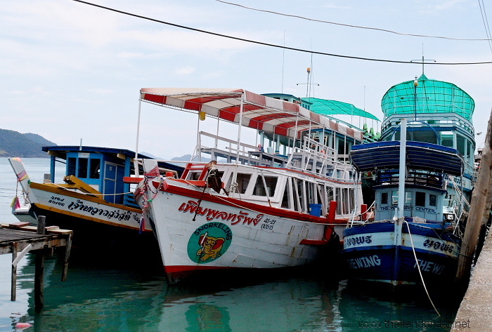 fischerboote im hafen