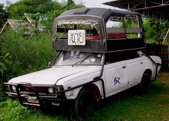 Menschen fahren mit bild